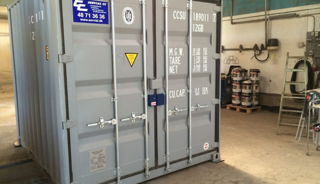 Containerlås monteret på container